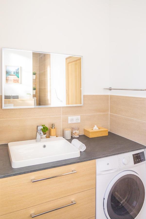 Apartamento Sweet Aulne Joigny Exterior foto